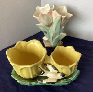 lot 161 image: Pair of McCoy Planters