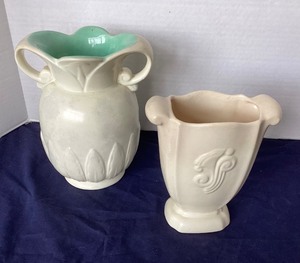 lot 232 image: Pair of White Red Wing Vases