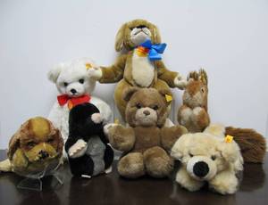 lot 20 image: Excellent Lot of Genuine STEIFF Animals