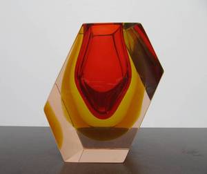 lot 35 image: Great Looking Heavy Flambe Sommerso Glass Vase