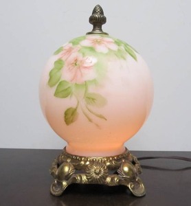lot 40 image: Vintage Hand Painted Round Glass Glow Lamp