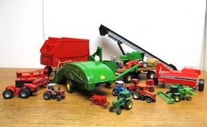 lot 117 image: Nice Lot of Diecast Tractors & Farm Implements