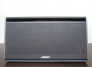 lot 128 image: Excellent Working BOSE Soundlink Mini Bluetooth Speaker 