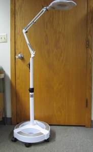 lot 136 image: Excellent Working LED Rolling Magnifying Floor Lamp