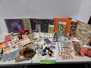 lot 176 image: HUGE Quality Estate Lot of Brand New HALLOWEEN Paper Craft Stickers etc