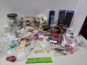 lot 184 image: Large Quality Estate Lot of Brand New Glass Beads Jewelery Making Supplies etc