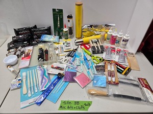 lot 186 image: Large Quality Estate Lot of Brand New Assorted Art Supplies & Accessories