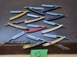 lot 172 image: Lot of Antique Straight Razors #5