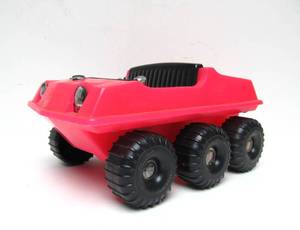 lot 197 image: Vintage 1969 HAWK Model Company 6-Wheeler Amphibious Floating Vehicle