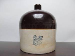 lot 96 image: Large Old Vintage WESTERN STONEWARE Jug