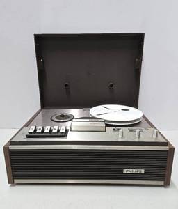 lot 262 image: Vintage PHILIPS 4-Track 4307 