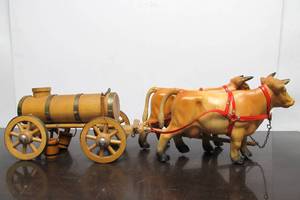 lot 219 image: Large Antique German Toy Cattle Powered Wagon