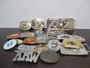 lot 143 image: Large Group of Big Oversized Metal WesternCountry Belt Buckles