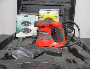 lot 158 image: Working Black & Decker Model RO410 5 Random Orbital Sander wBrand New Discs