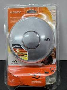 lot 338 image: NOS Retro SONY Walkman Portable CD Player