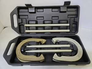 lot 360 image: Brand New Ducks Unlimited Portable Horseshoe Set