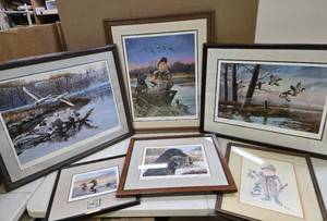 lot 373 image: Nice Estate Lot of Lot of 6 Framed Signed Numbered Wildlife etc Prints
