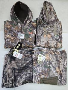 lot 379 image: Group of Good Hunting Camo Gear #2 - All New wTags