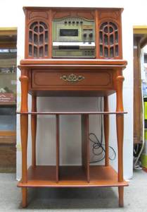 lot 277 image: Awesome Working TurntableRadioStereoCDCassette Player wOriginal Matching Table