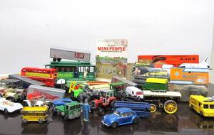 lot 280 image: Large Group of Assorted Vintage Toy Vehicles Trains etc