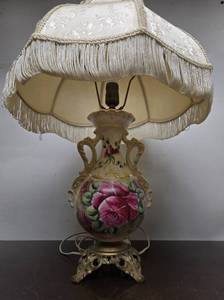 lot 305 image: Nice Looking Old Vintage Hand Painted Ceramic Table Lamp wBeautiful Shade