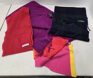 lot 388 image: Lot of 4 Genuine CASHMERE Scarves