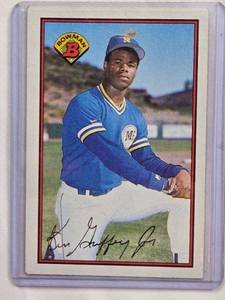 lot 61 image: Ken Griffey Jr. Rookie 1989 Bowman  Baseball Card #220
