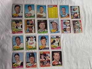 lot 91 image: Lot of 20 1965 Vintage Topps Baseball Trading Cards