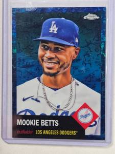 lot 114 image: Mookie Betts Blue Topps Chrome Refractor No. 350, Numbered 102199