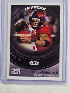 lot 126 image: Patrick Mahomes Rookie 2017 HIT Premier Draft In Focus No. 43