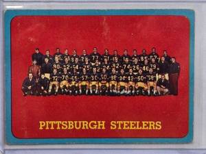 lot 151 image: 1962 Pittsburgh Steelers Team Photo Vintage Football Card 1963 Topps No. 133
