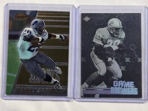 lot 158 image: Lot of 2 Barry Sanders Premium Inserts - 1996 Bowmans Best No. 90, 1991 Topps Finest No. GB1