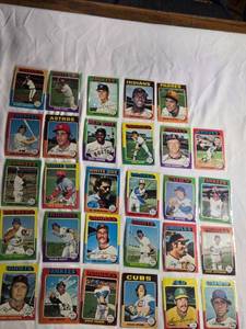 lot 281 image: Lot of 29 Vintage Topps Baseball Cards from 1975