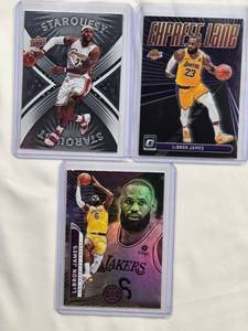 lot 317 image: Lot of 3 LeBron James Cards - Express Lane, Starquest, 2021-22 Panini No. 96