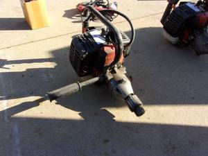 lot 61 image: Tanaka Gas Powered Drill