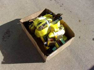 lot 94 image: 6-2x27 Wood Tow Tuff Ratchet Straps (UNUSED)