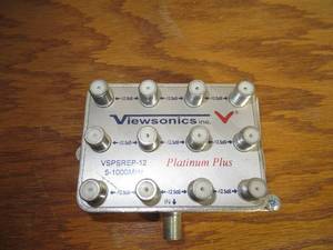 lot 174 image: Viewsonics - VSPSREP-12 - Platinum Plus - 5-1000MHz - Coaxial