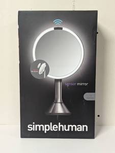 lot 1 image: Simplehuman 8 Round Magnification Sensor Mirror - ST3200