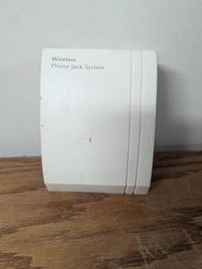 lot 178 image: Wireless Phone Jack - Extension Unit - D910