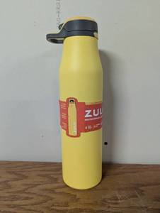 lot 181 image: Zulu Vantange 26oz Stainless Steel Water Bottle - Vitamin C