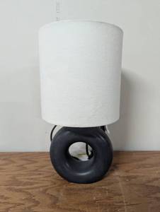 lot 192 image: Threshold Table Lamp - Ceramic