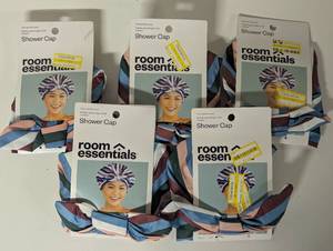 lot 251 image: Set of 5 Shower Caps - Room Essentials - With Grip Lining