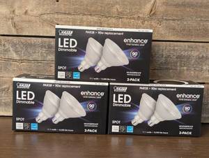 lot 60 image: 6 LED Dimmable 1000 Lumen Flood Lights - 90CRI