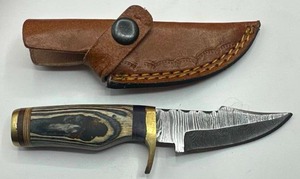New 6 Damascus Steel Knife with Double Stitch Leather Sheath