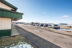 Commercial Property - Office and Warehouse - +/- 1.15 Acre / +/- 10,866 SF - CLICK HERE FOR FULL DETAILS