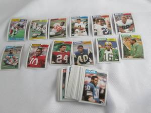 1987 Topps Football  Cards...