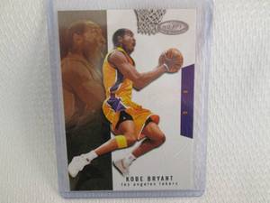 2003-04 Hoops Kobe Bryant Card...