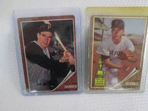 Topps 1962 Don Schwall & Bob Skinn...