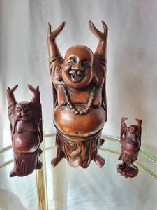 lot 203 image: Wooden Buddha Figurine Set Trio