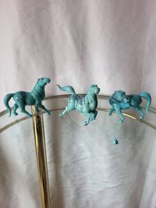 lot 214 image: Turquoise Horse Figurine Set